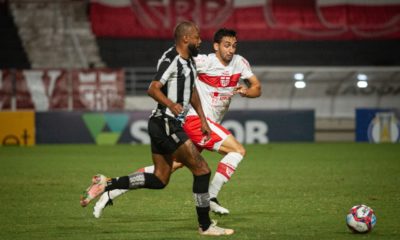 Chay em ação pelo Botafogo contra o CRB pela Série B