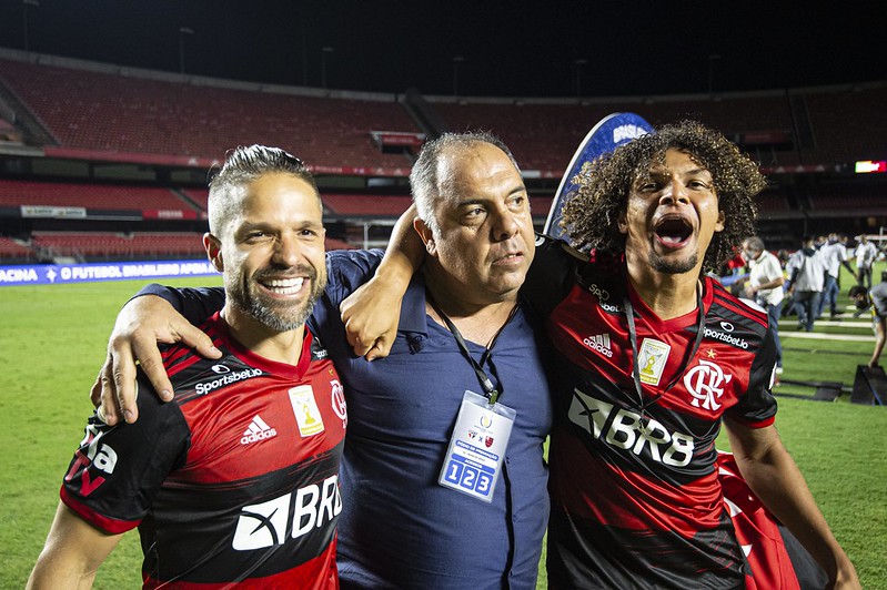Marcos Braz afirma que elenco do Flamengo soube de reunião com organizadas: Acha que eu seria idiota?