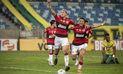 Pedro comemora gol sobre o Cuiabá pela Série A