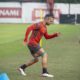 Diego Ribas já treina com bola no Flamengo e deve voltar contra o Bahia pelo Campeonato Brasileiro