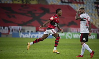 Bruno Henrique marcou três vezes na goleada sobre o São Paulo