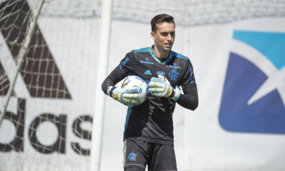 César em treino pelo Flamengo