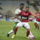 Flamengo não consegue furar ferrolho da defesa adversária e fica no 0 a 0 com o Cuiabá pelo Campeonato Brasileiro