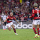 Flamengo vence o Ceará por 2 a 1 e adia título do Atlético-MG no Campeonato Brasileiro