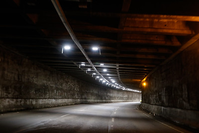 Imagem do túnel Noel Rosa com luzes de led
