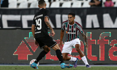 Clássico entre Botafogo e Fluminense pelo Estadual