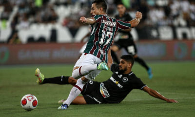 Fluminense vence o Botafogo por 2 a 1, de virada, pelo Campeonato Carioca