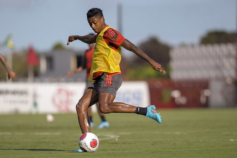 Bruno Henrique só volta em 2023