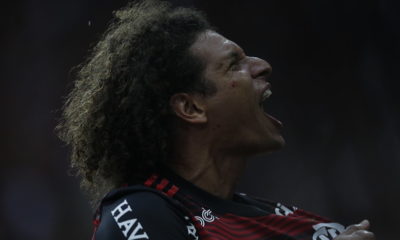 Arão marcou o único gol do Flamengo na vitória sobre o Vasco