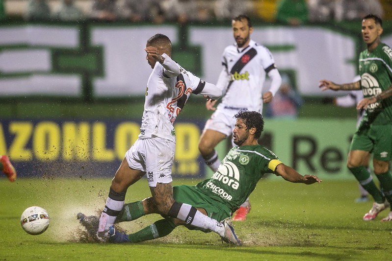 Chapecoense e Vasco em jogo da terceira rodada da Série B do Campeonato Brasileiro