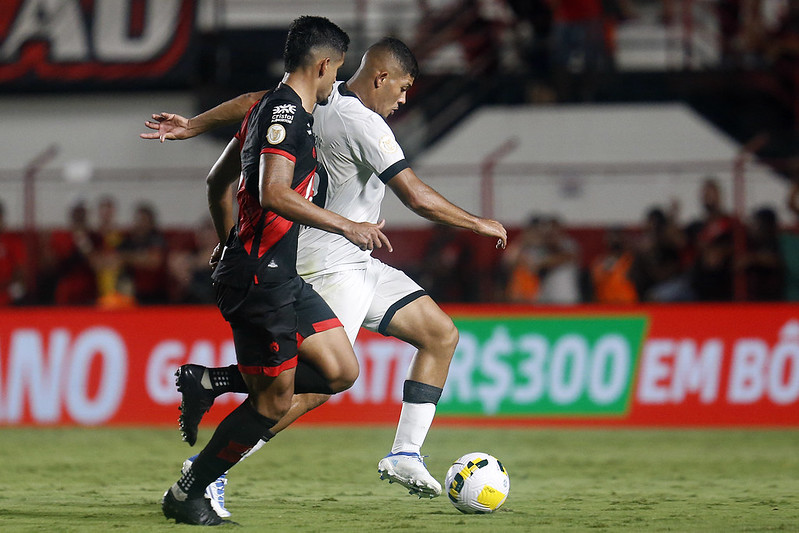 Botafogo empata com o Atlético-GO