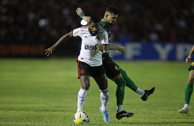 Flamengo vence o Altos, do Piauí, por 2 a 1, de virada, pela ida da terceira fase da Copa do Brasil