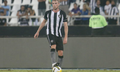 Klaus estreia pelo Botafogo
