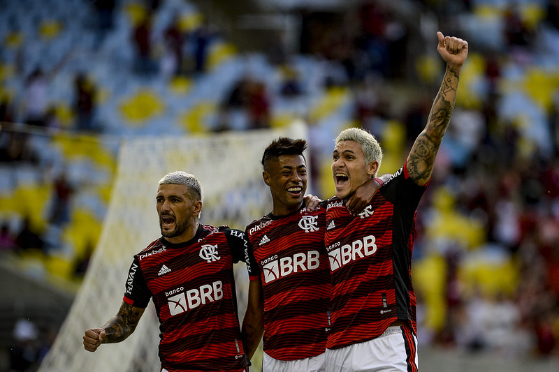 Pedro marcou o gol da vitória do Flamengo contra o Goiás