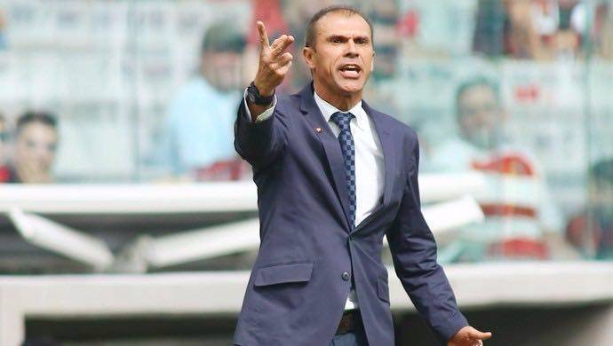 Ex-treinador do Vasco, Milton Mendes acerta com o Retrô, de Pernambuco