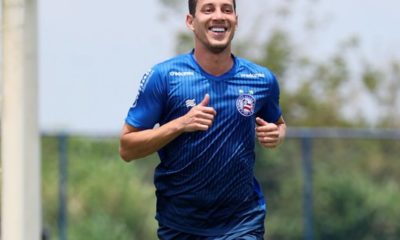 Rebaixado com o Bahia, o meia Rodriguinho acertou com o Cuiabá para 2022