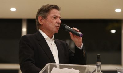 Presidente do Vasco Jorge Salgado discursando na sede do clube