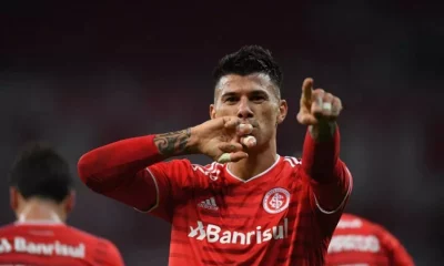 Botafogo acerta contratação do zagueiro Victor Cuesta