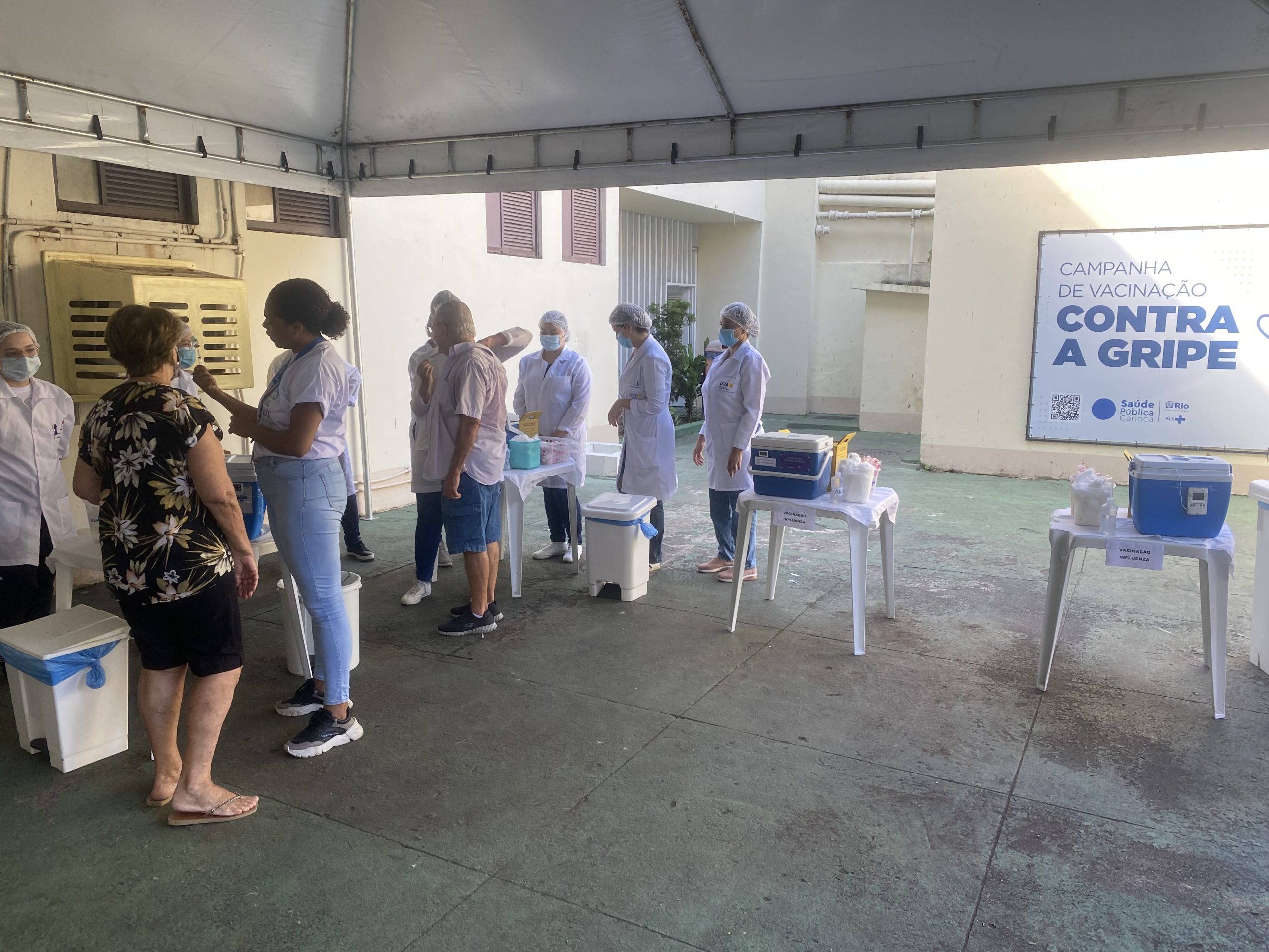 Campanha de vacinação contra a gripe começou nesta segunda-feira (04)