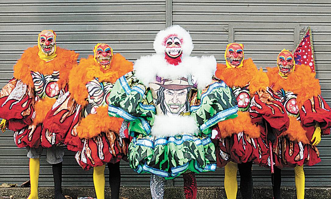 Bate-bola, tradicional fantasia do carnaval carioca