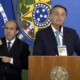 Bolsonaro durante pronunciamento nesta terça-feira (01)