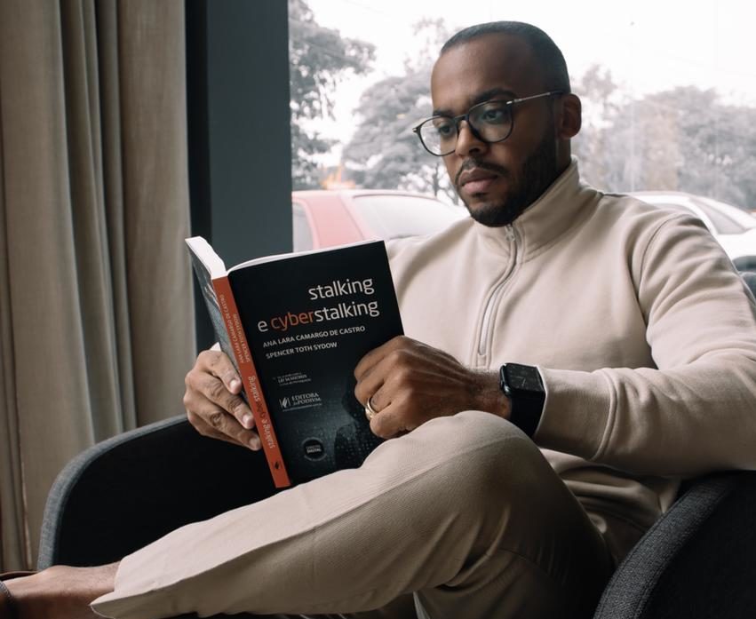 [CRIATIVOS] Leonardo Britto_Foto_Luccas Miranda (5) (1)