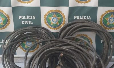 Cabos da rede de telefonia apreendidos pela polícia