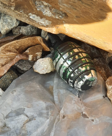 Granada é encontrada em linha férrea da estação Coelho da Rocha
