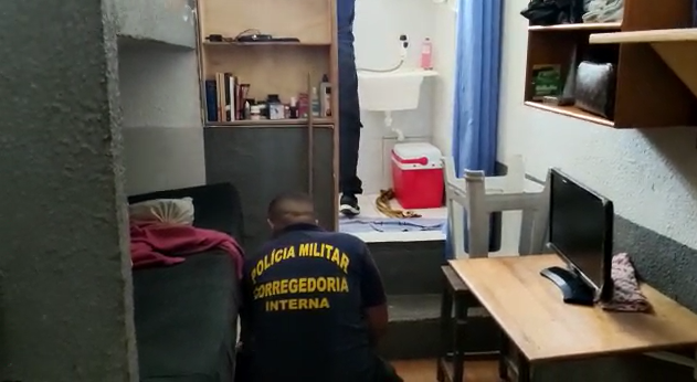 Corregedoria da PM faz nova vistoria em prisão onde está Sérgio Cabral
