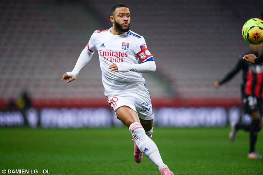 Memphis Depay em ação pelo time do Lyon