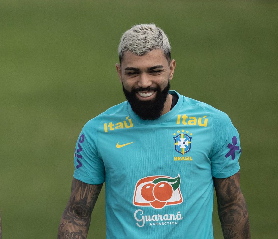 Gabigol em treino pela seleção