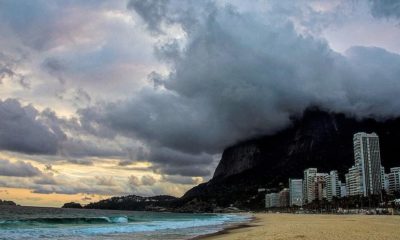 Na imagem, visual da praia do Leblon, na Zona Sul do Rio