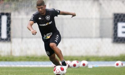 Erison pode desfalcar o Botafogo no jogo de ida das oitavas da Copa do Brasil