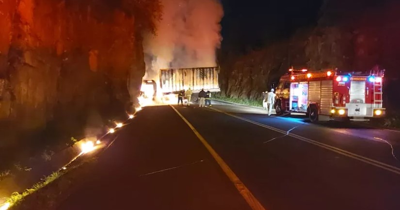Estradas foram incendiadas durante ataque em Guarapuava, no Paraná