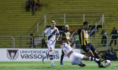 Vasco vence o Volta Redonda por 4 a 2 na estreia do Campeonato Carioca