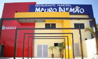 Fachada de um restaurante popular