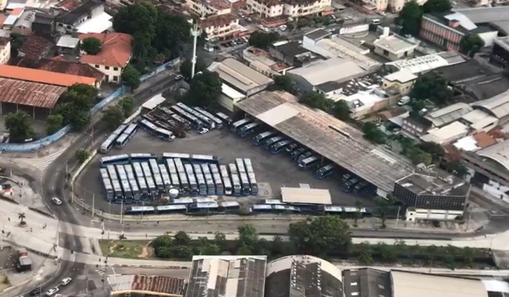 Garagem da Transcarioca na Penha