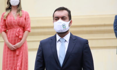 governador na cerimônia de posse