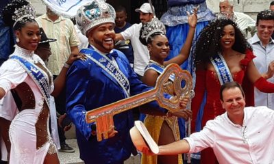 Eduardo Paes e o Rei Momo