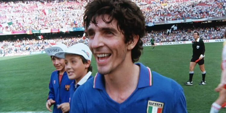 Morre, aos 64 anos, Paolo Rossi, carrasco da Seleção Brasileira em 82 -  Super Rádio Tupi