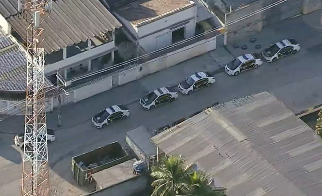 Polícia Civil faz operação na Cidade de Deus