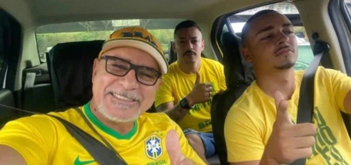 Imagem de Fabrício Queiroz segundo para a manifestação em Copacabana