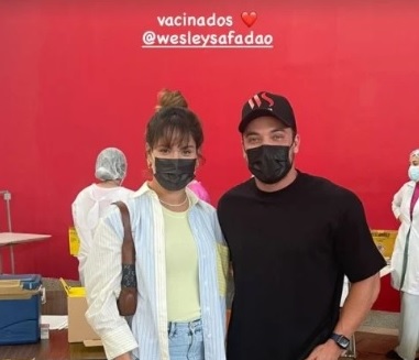 Safadão e e mulher, Thyane Dantas, depois da vacinação contra a Covid-19