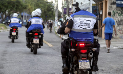 imagem de agentes do Segurança Presente em motos