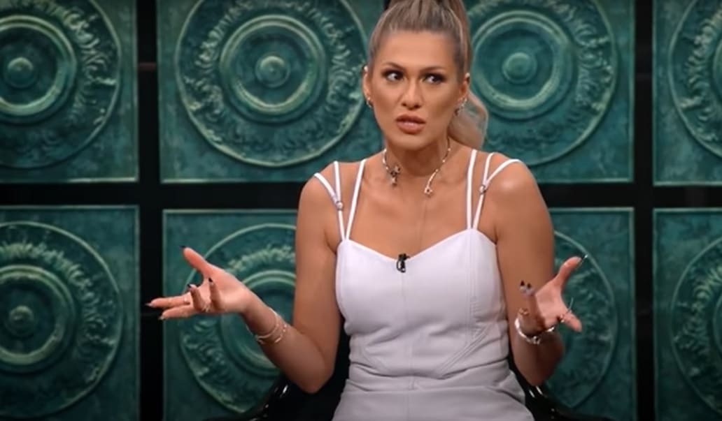 Lívia Andrade no "Que História é Essa, Porchat?"