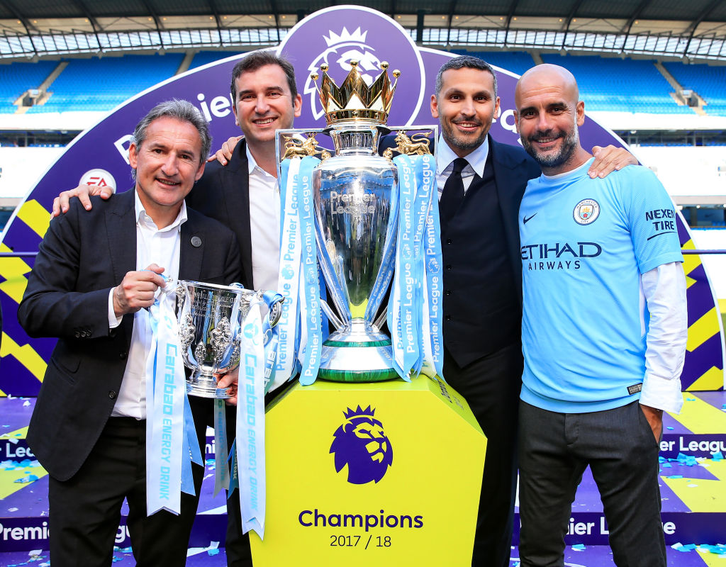 Txiki Begiristain (Diretor de Futebol), Ferran Soriano (CEO), Khaldoon Al Mubarak (Presidente) e Pep Guardiola