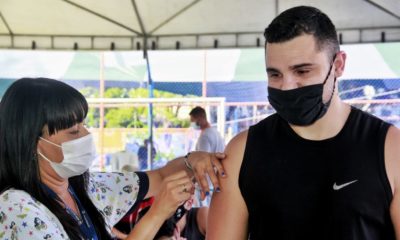 Vacinação de adolescentes em Nova Iguaçu