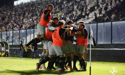 Vasco derrota o Goiás em São Januário