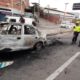 Carro incendiado na avenida brasil