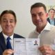 Senador Flávio Bolsonaro apresenta seu certificado de filiação ao Patriotas
